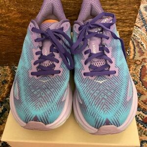 HOKA One One Clifton 9 shoe